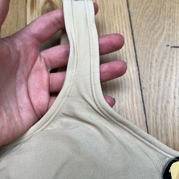 NEW Truekind Women's L Daily Comfort Wirefree Shaper Bra Beige Nude Casual - Picture 7 of 9